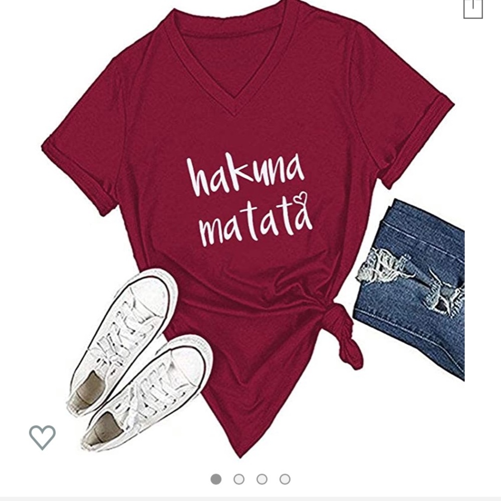 Burgundy hakuna Natalya v neck tee